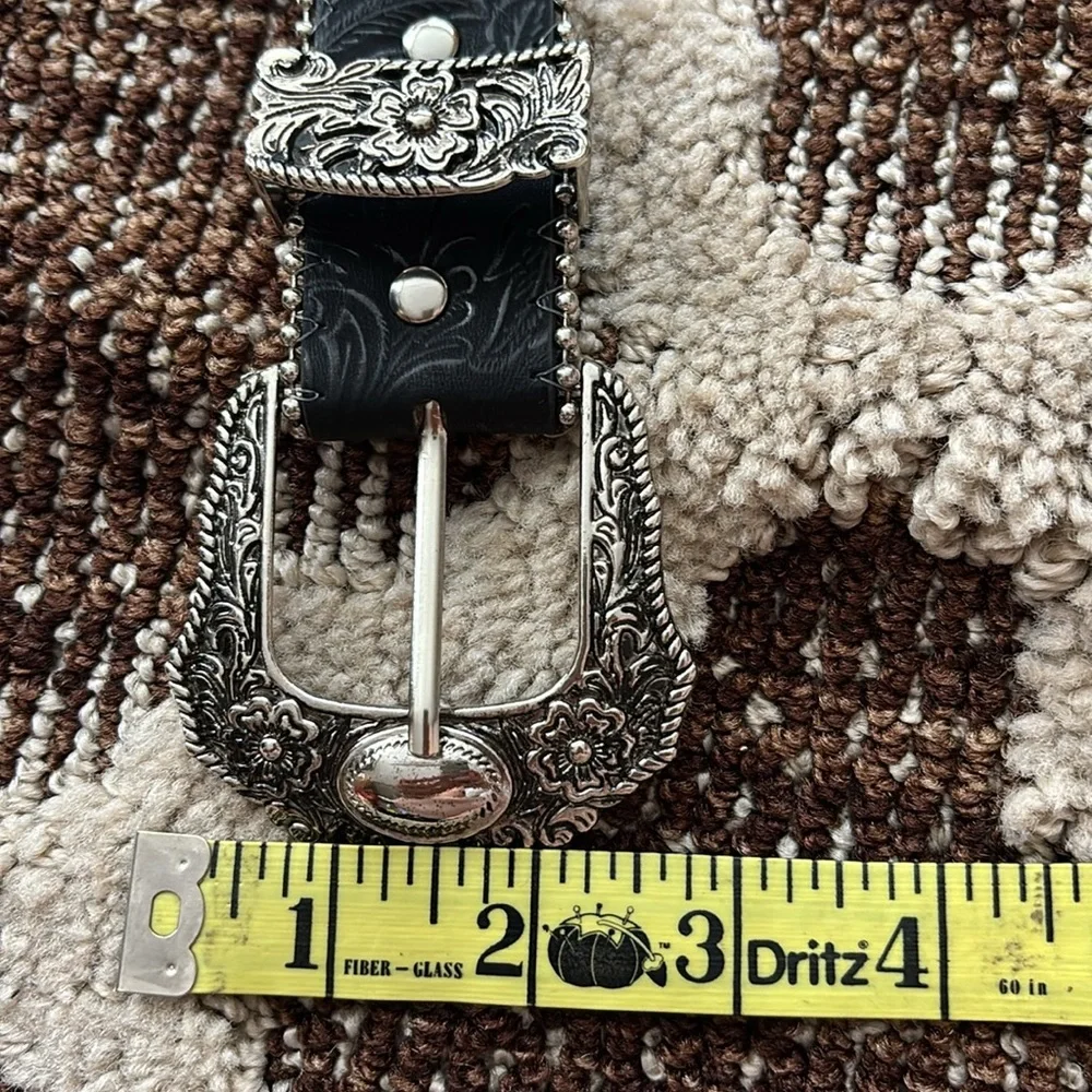 Elegant Black and Silver Embellished Belt